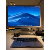 Apple Cinema 30"